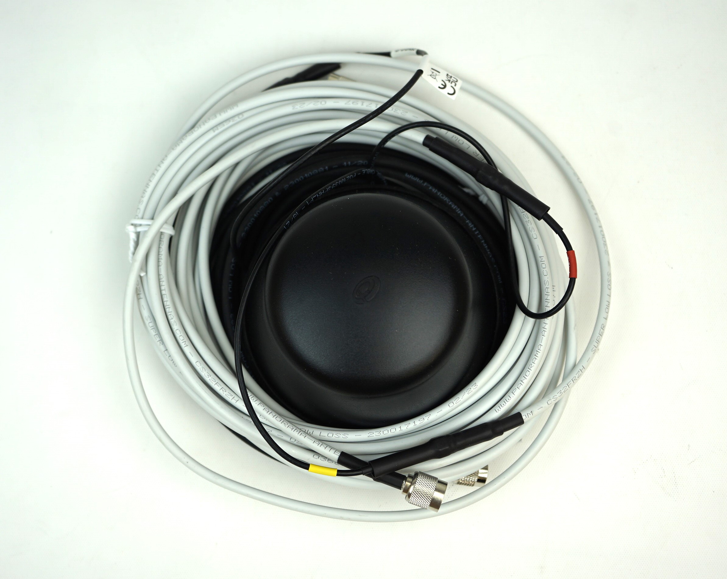 Panorama LGIN2669 LGE660SW Low Profile 3IN1 Antenna With SMA