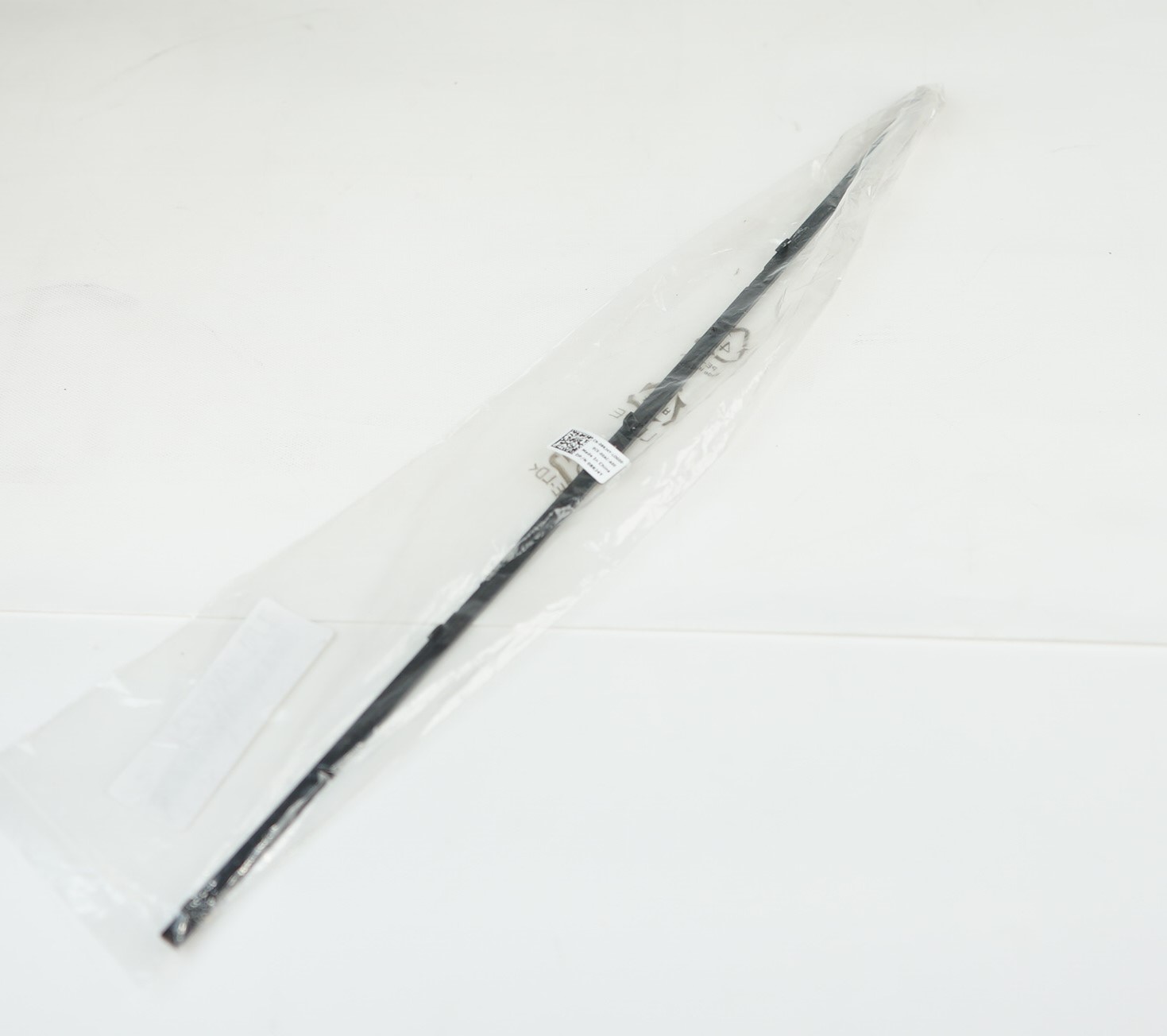 Dell 8RJ4Y Front Assembly Bezel