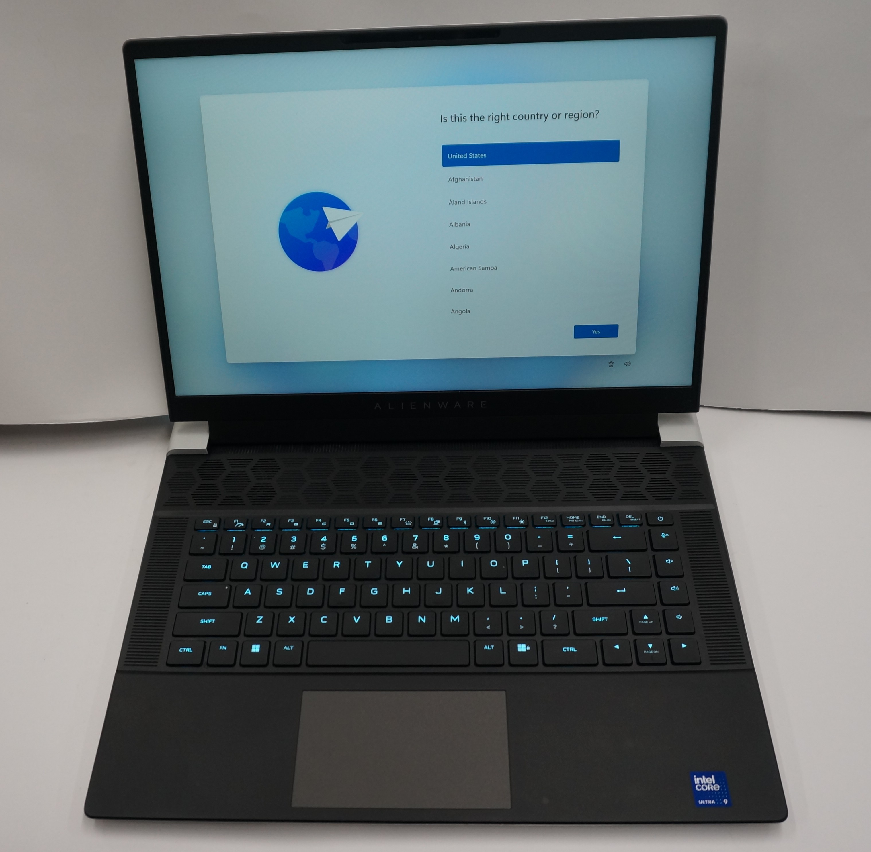 Dell Alienware X16 R2 Gaming Laptop