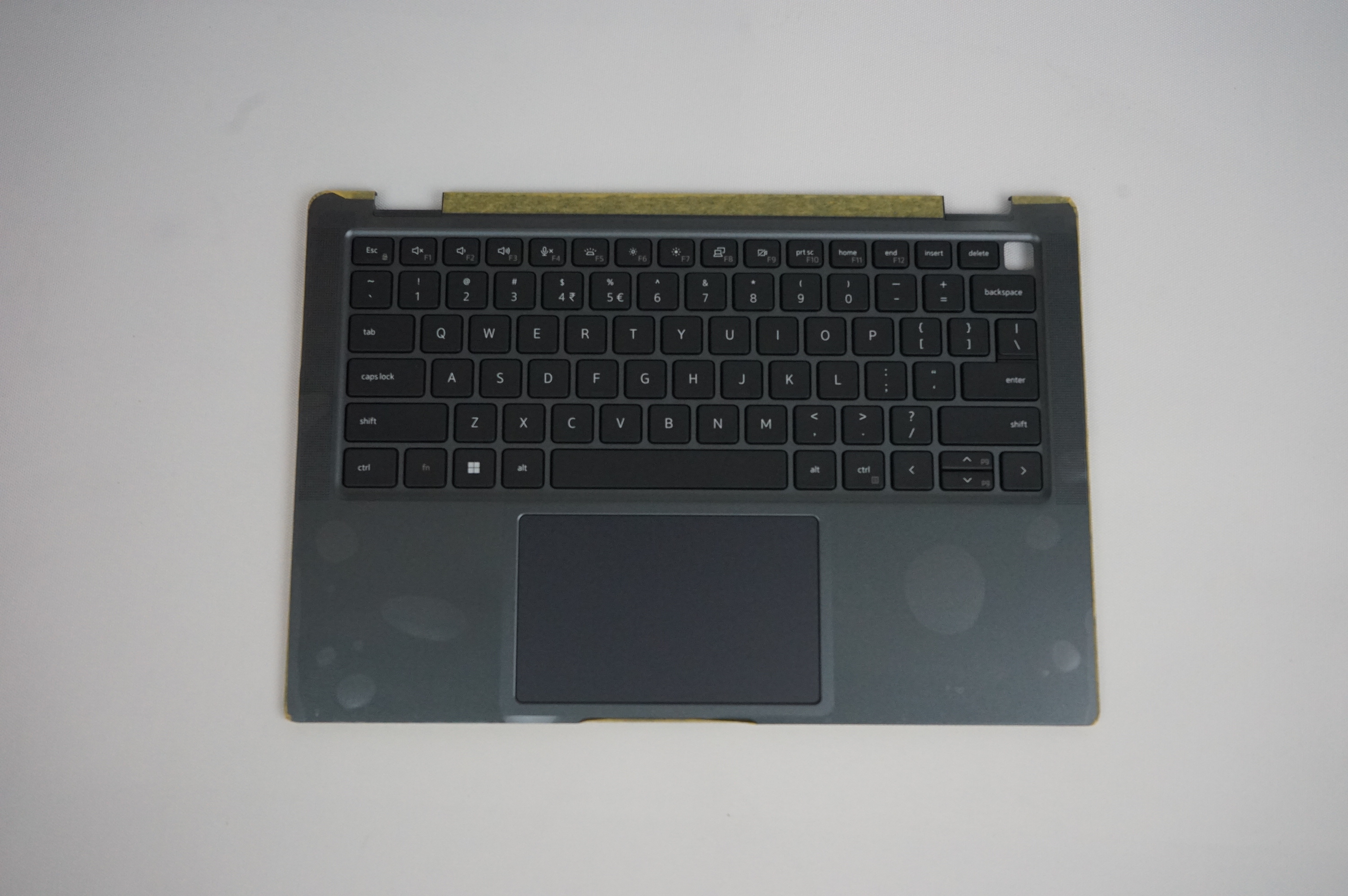 Dell NYPYP 79key USLayout QWERTY Keyboard Palmrest and Touchpad