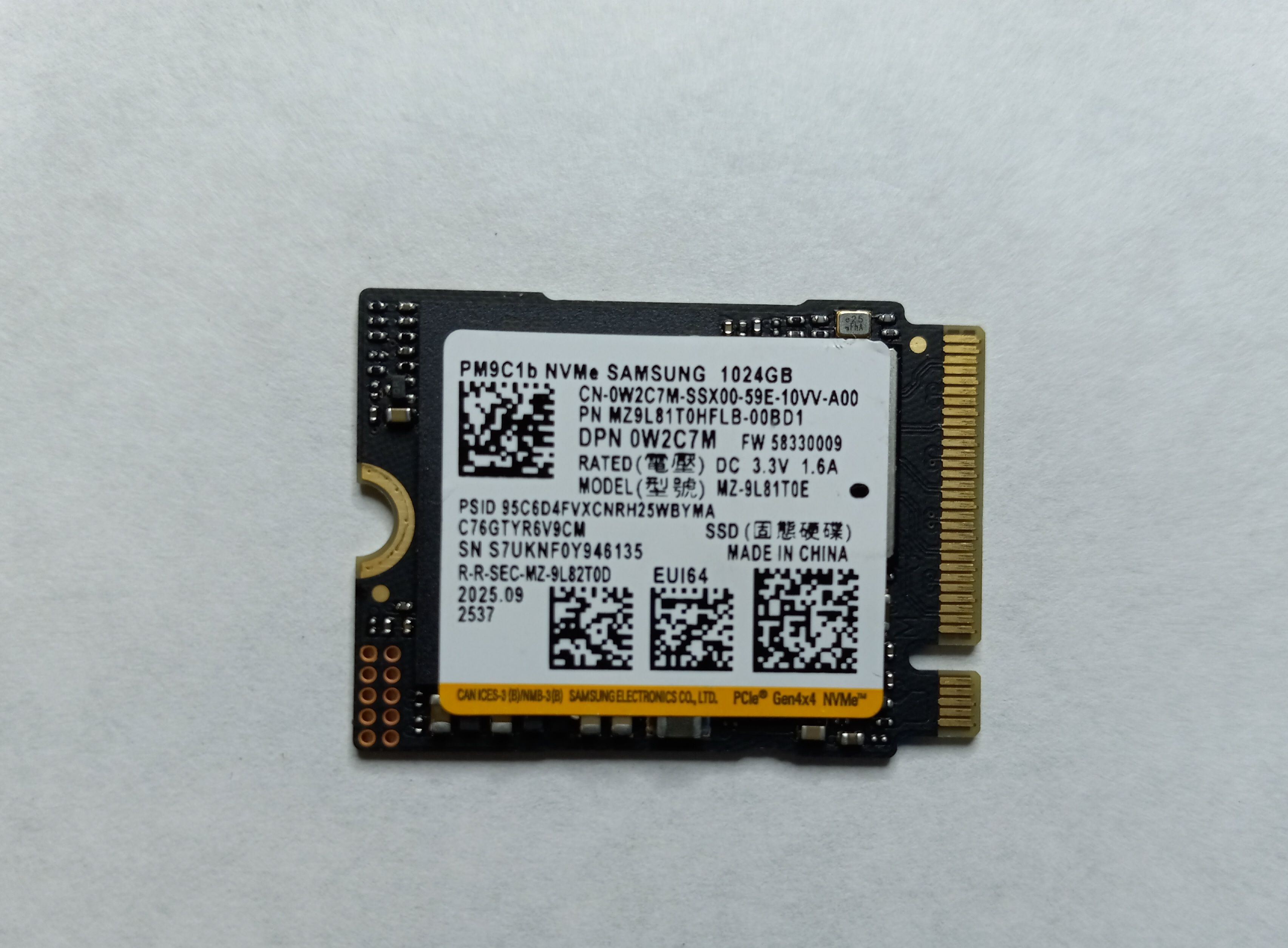 Seller photo of Dell PM9C1B-Series W2C7M Solid State Drive